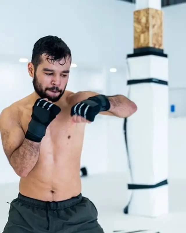 Striking and combat conditioning at ALAVANCA Shawnessy in Calgary