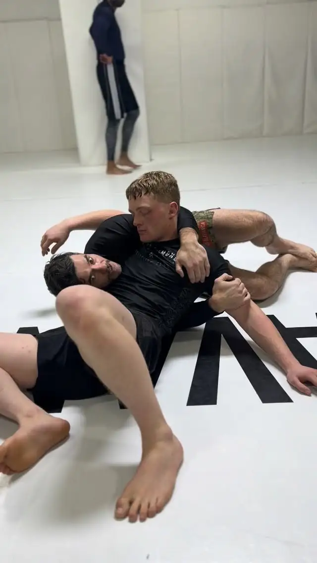 No-Gi grappling and MMA training at ALAVANCA Shawnessy in Calgary